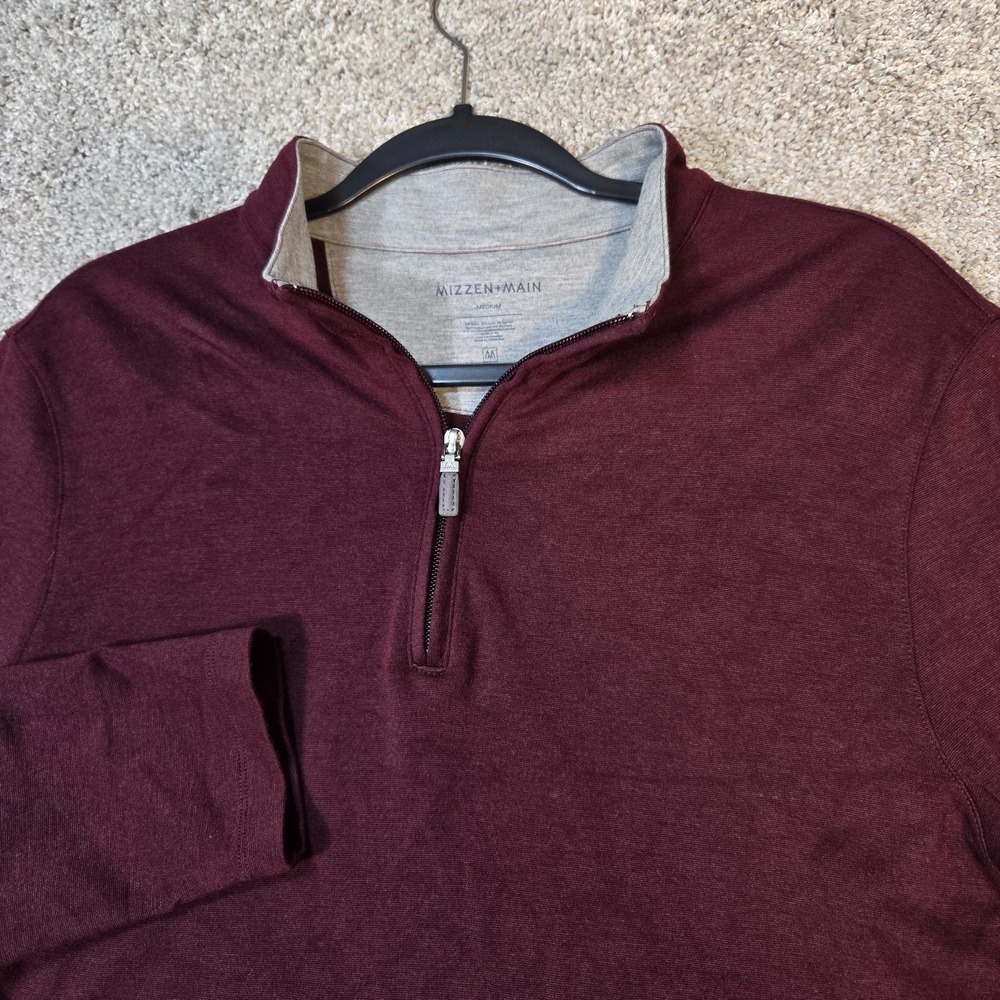 Mizzen+Main Sweatshirt pullover Mens Medium Burgundy 1/4 Zip stretch lightweight